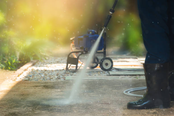 Professional Pressure Washing Services in Clinton, IL